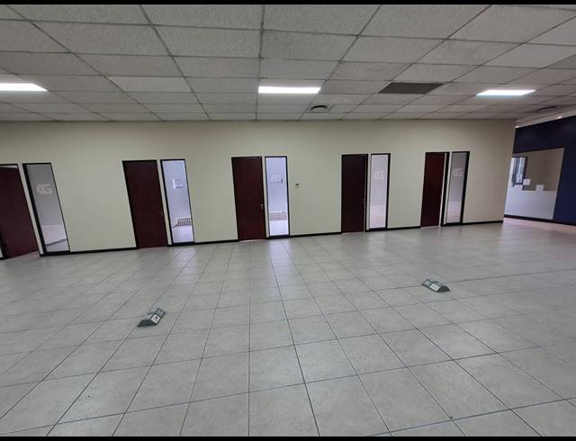 1,064M² OFFICE TO LET IN HERIOTDALE